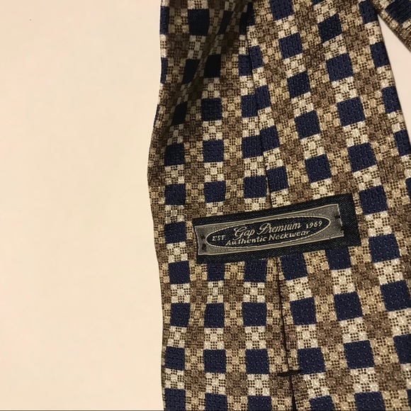 Gap Premium (Gold,blue,creme) Tie - Picture 4 of 4